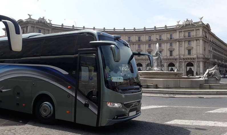Emilia-Romagna: Bus rental in Parma in Parma and Italy